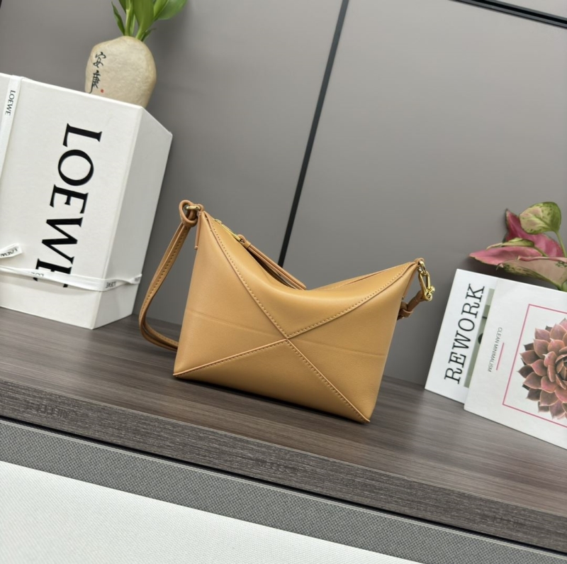 l*ew* satchel bags